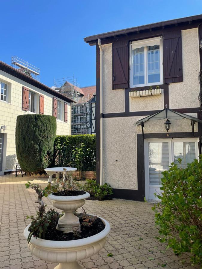 Deauville: Superbe Appartement Centre Ville Bagian luar foto
